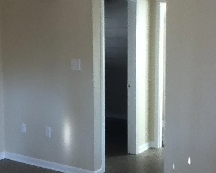 111 Chicago Ave SE #2 — Photo 5