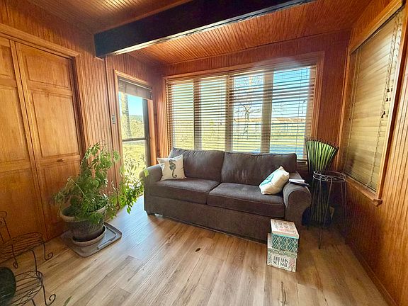 5th image of 186 Bunker Ridge Drive Unit 1 BLDG 53