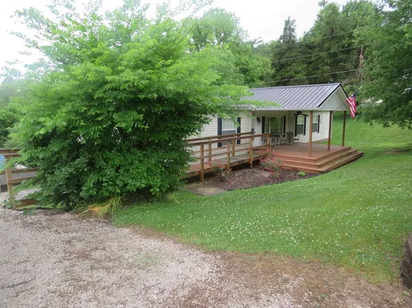 71 Democrat Hl, Olive Hill, KY 41164