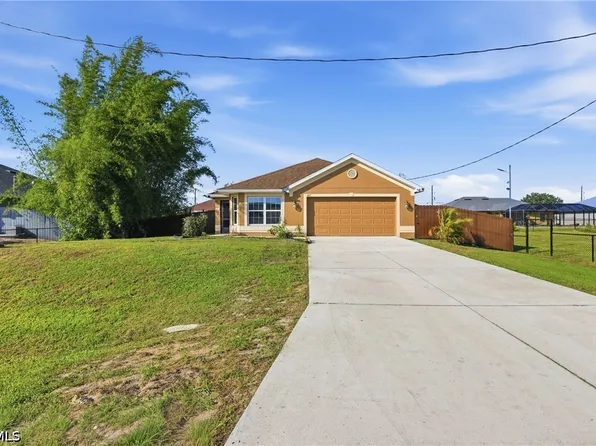 403 Muriel St, Lehigh Acres, FL 33972