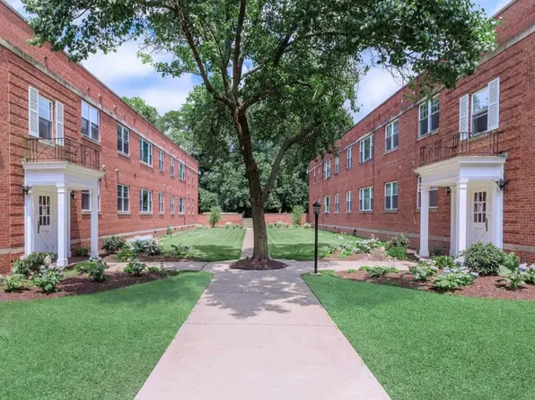 Riviera Manor, 16015 Van Aken Blvd #107, Cleveland, OH 44120