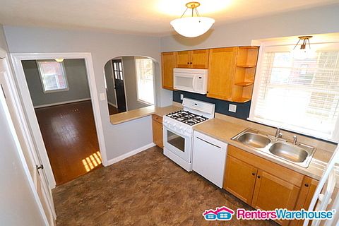 5th image of 329 Midway Ave