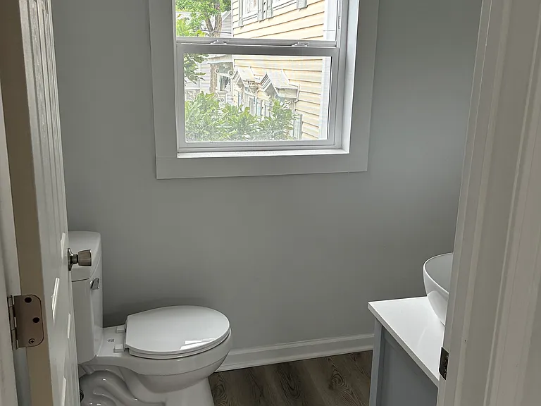 914 W Main St #1 — Photo 8