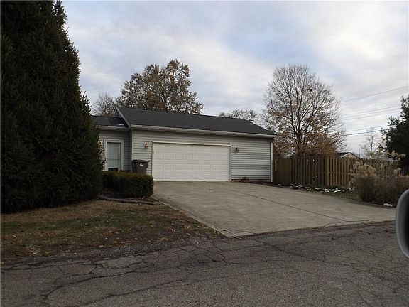 2nd image of 6753 Orinoco Ave