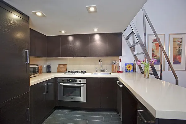 Rented by Keller Williams NYC | media 18