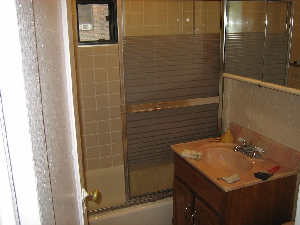 2nd image of 2115 78th St