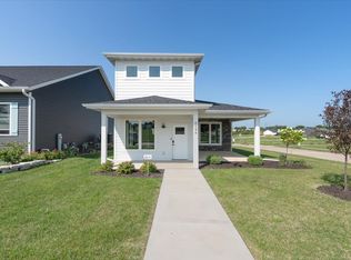 6154 Mississippi Ave, Davenport, IA 52807