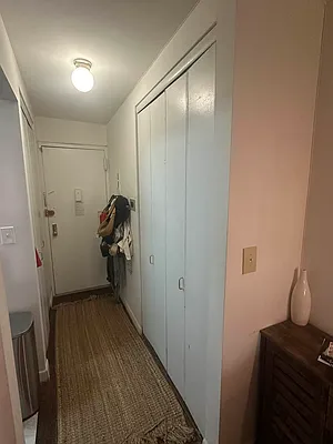 Rented by Eric Goodman Realty Corp | media 7