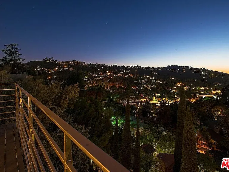 3223 Tareco Dr — Photo 30