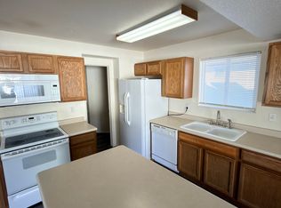 5076 Buchanan Dr, Pueblo, CO 81008