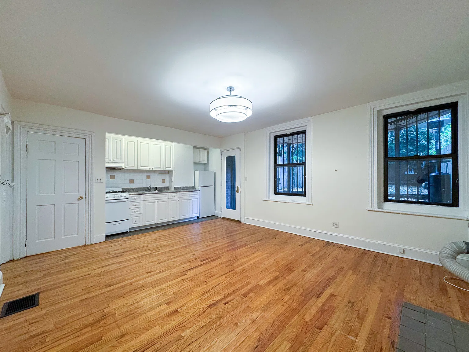 231 Clermont Avenue — Photo 2