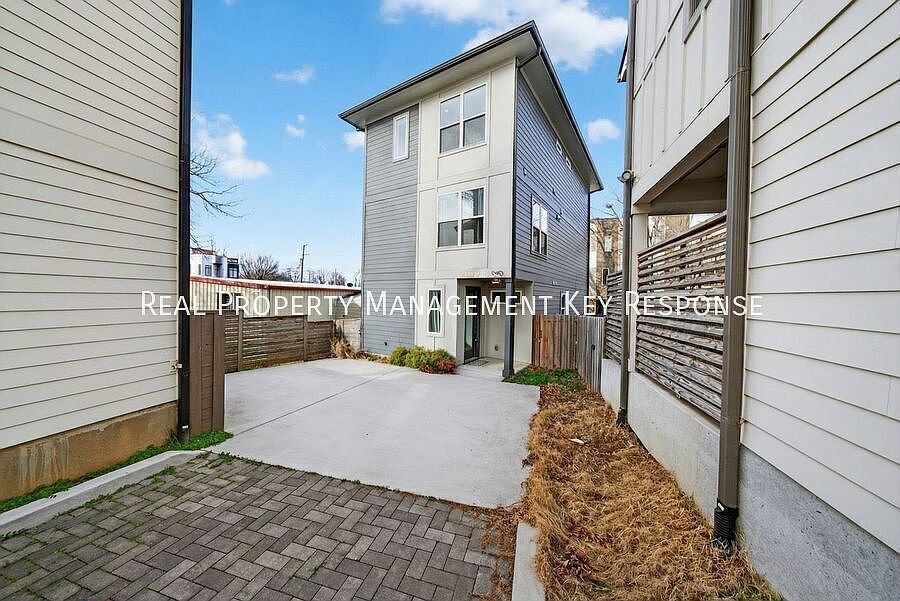 1st image of 2109 23rd Ave N Unit B