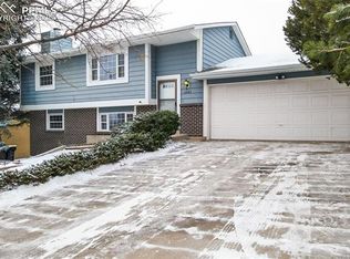 5460 Descanso Cir W, Colorado Springs, CO 80918