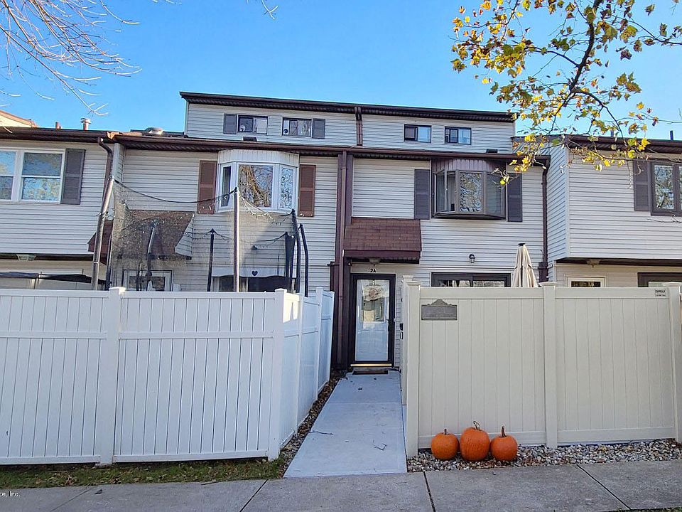 1st image of 12A Bunnell Ct #A