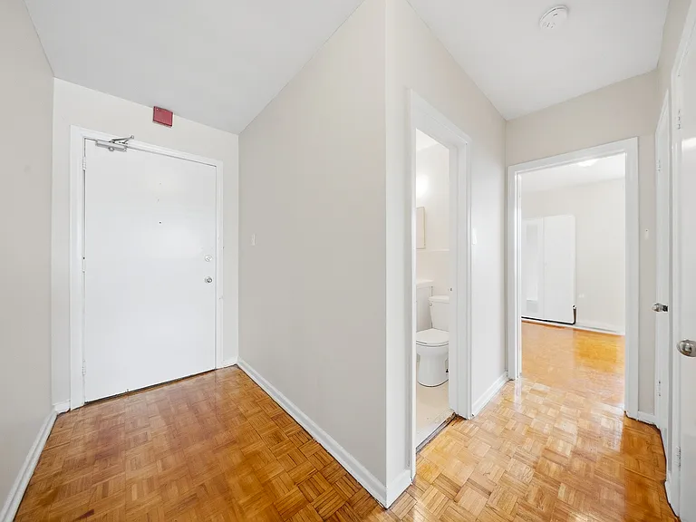 1617 Victoria Park Ave — Photo 5