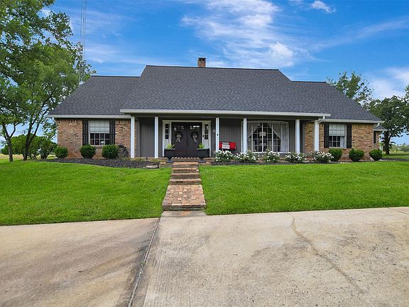 2nd image of 925 Standley Rd