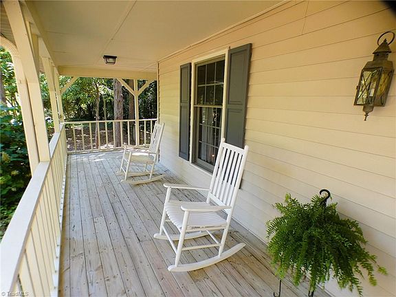 5th image of 2815 Eland Dr