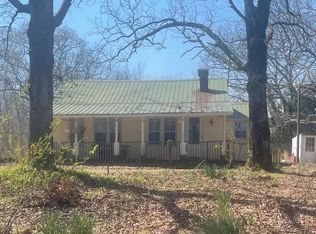 1250 McKelvey Hollow Rd, Savannah, TN 38372