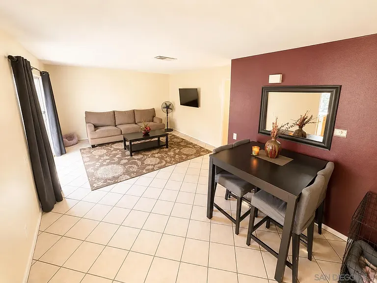 505 Smoketree Gln — Photo 8