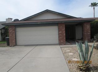 4957 W Villa Rita Dr, Glendale, AZ 85308