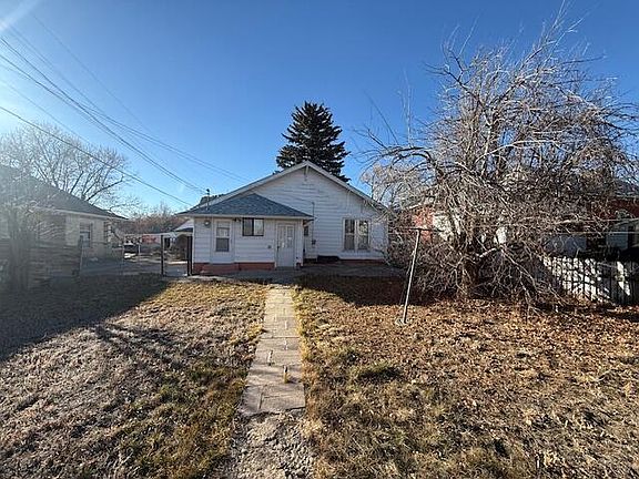 4th image of 614 Willow St
