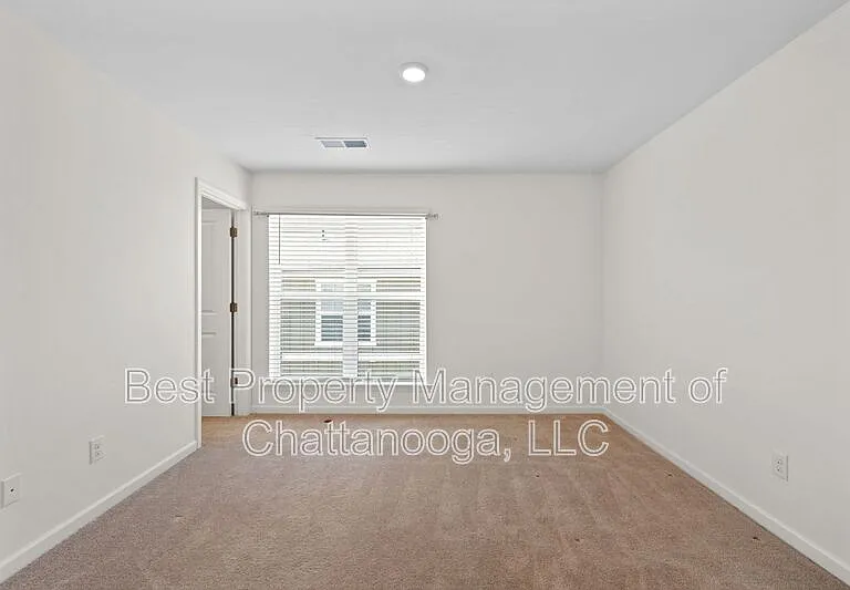 4154 Tillie Cir — Photo 7