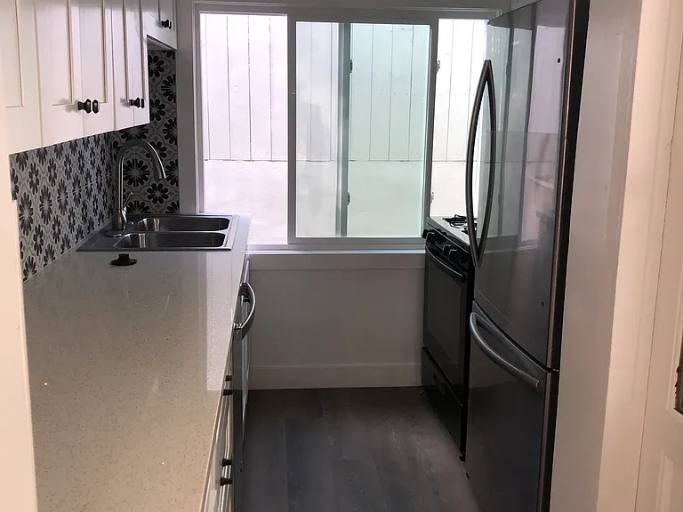 317 W Palm Ave — Photo 5