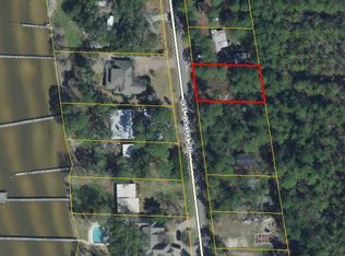 7 Bay Grove Rd, Freeport, FL 32439