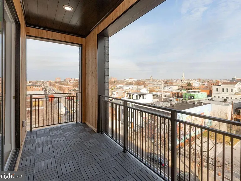 520 S Caroline St #202 — Photo 10