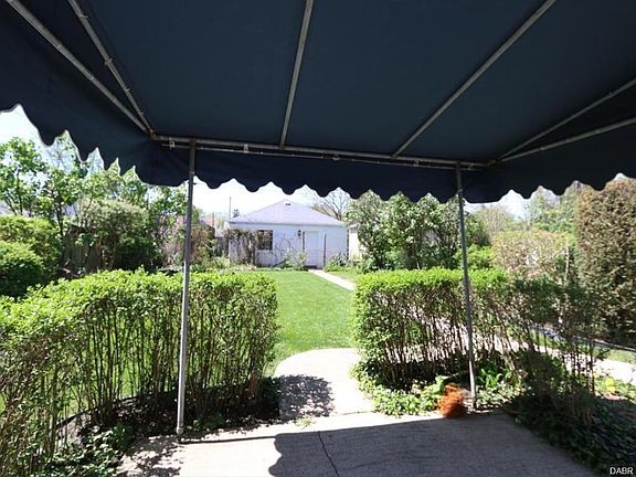 3rd image of 3029 Wayland Ave