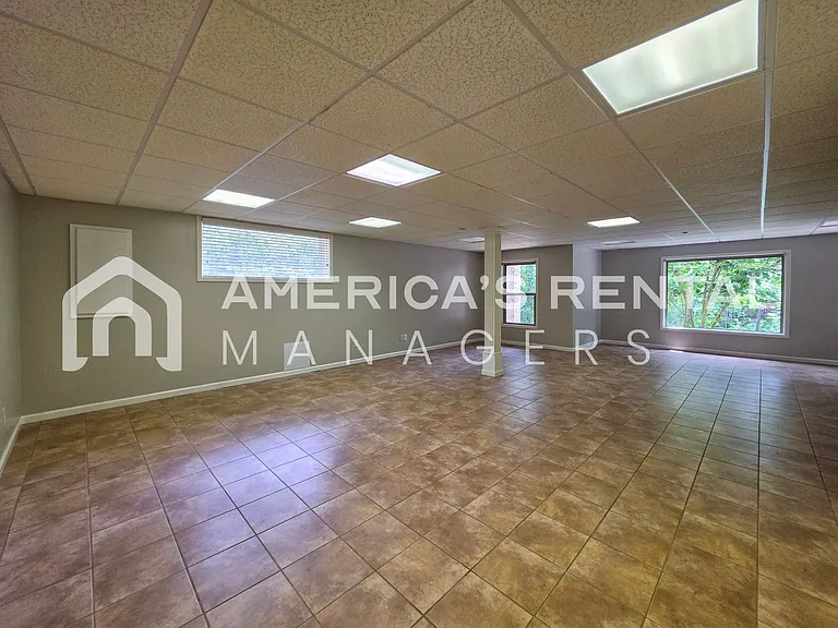 487 Tara Dr — Photo 64