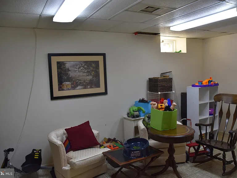 7708 Fawn Ct — Photo 15