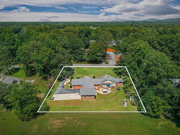 5th image of 760 Lakeland Dr