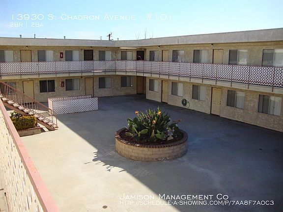 4th image of 13930 S Chadron Ave #101