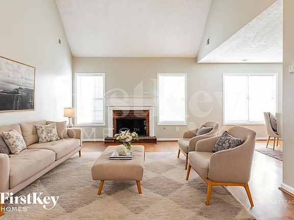 5th image of 120 Grayview Ct