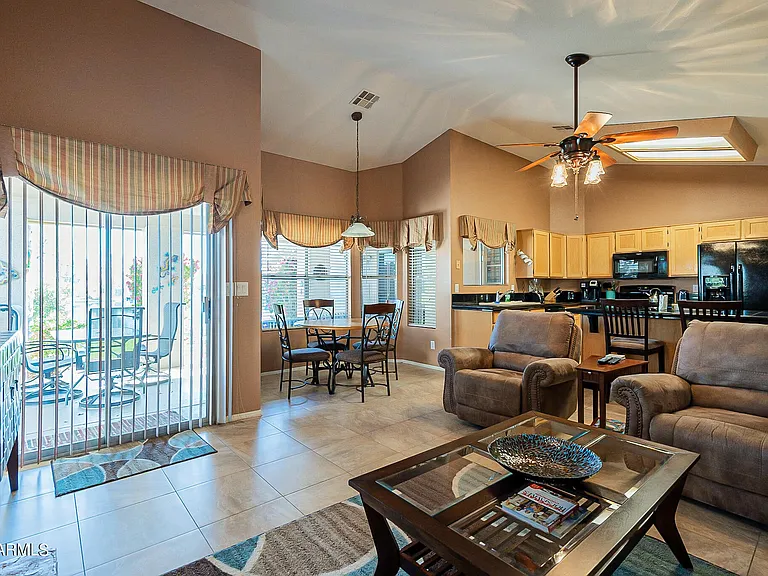 9023 W Lisbon Ln — Photo 49