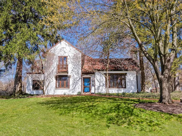 80 W Cooke Rd, Columbus, OH 43214