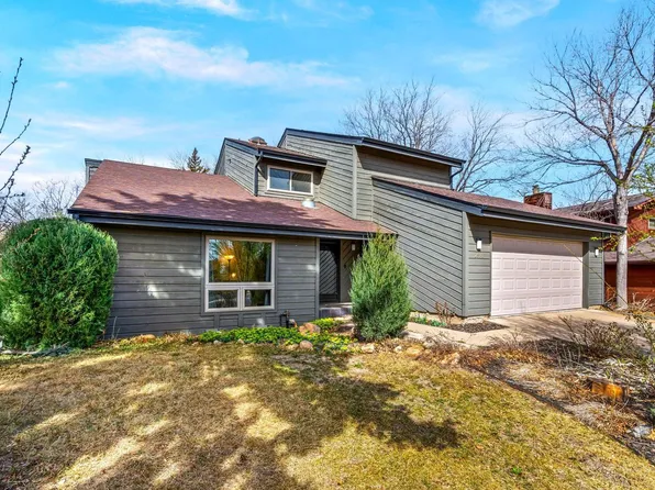 2331 Flora Dr, Loveland, CO 80537