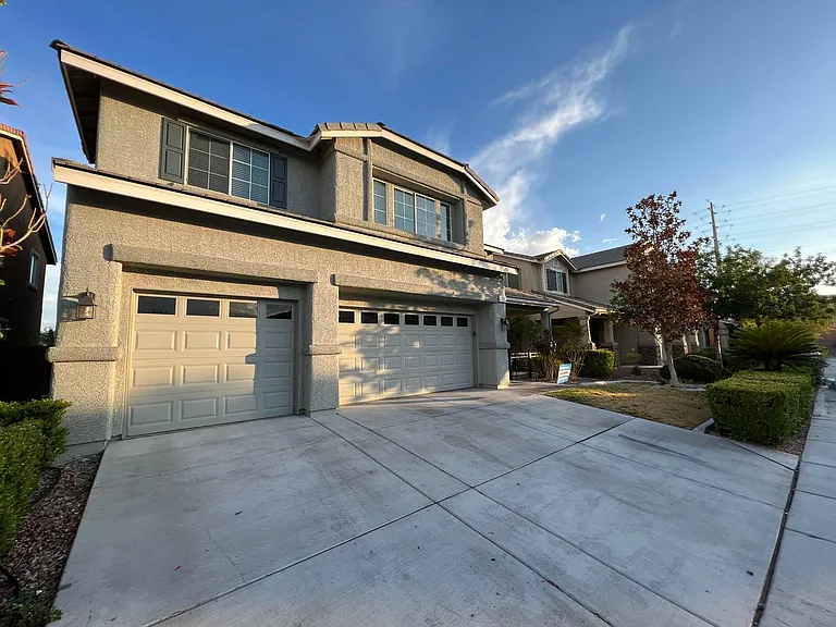 11077 Turlington Ln — Photo 41