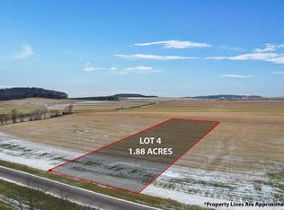 4 Spring Ridge Ct, Lodi, WI 53555