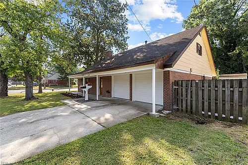 740 Mayland Dr Photo 1