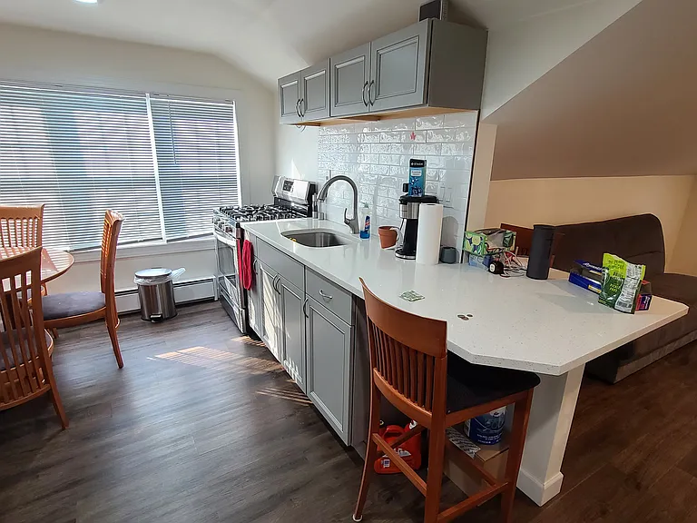 404 Henry St #2 — Photo 1
