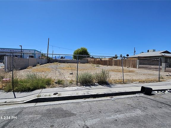 2nd image of 2021 Ellis St