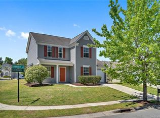 4022 Planters Watch Dr, Charlotte, NC 28278