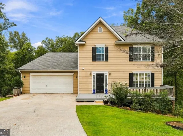 196 W Scott Ct, Fairmount, GA 30139