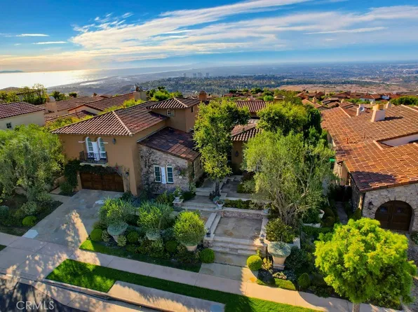 31 Overlook Dr, Newport Coast, CA 92657