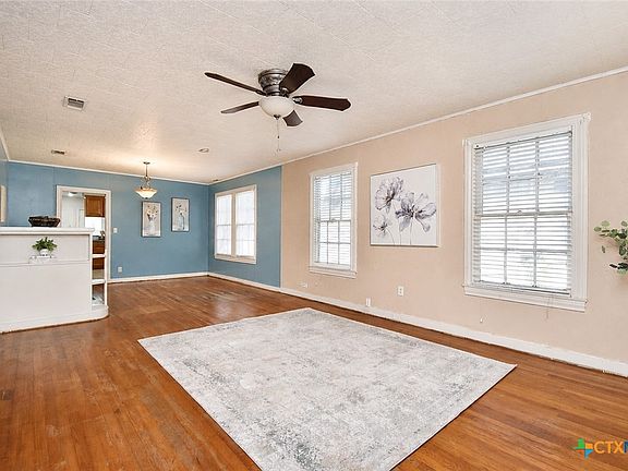 3rd image of 1705 E Power Ave