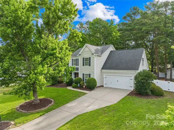8020 Sheckler Ln, Matthews, NC 28104