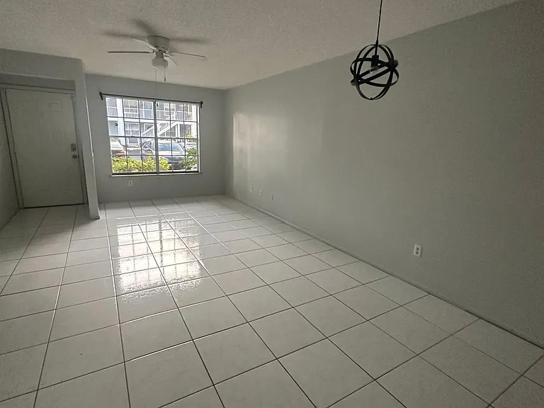 5473 Lake Margaret Dr #C — Photo 1