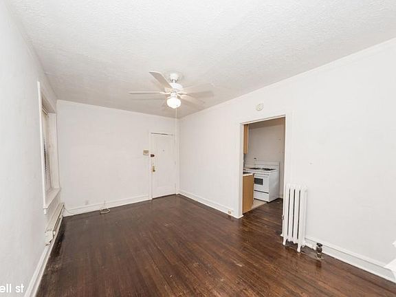 5th image of 2239 N Bissell St #1826